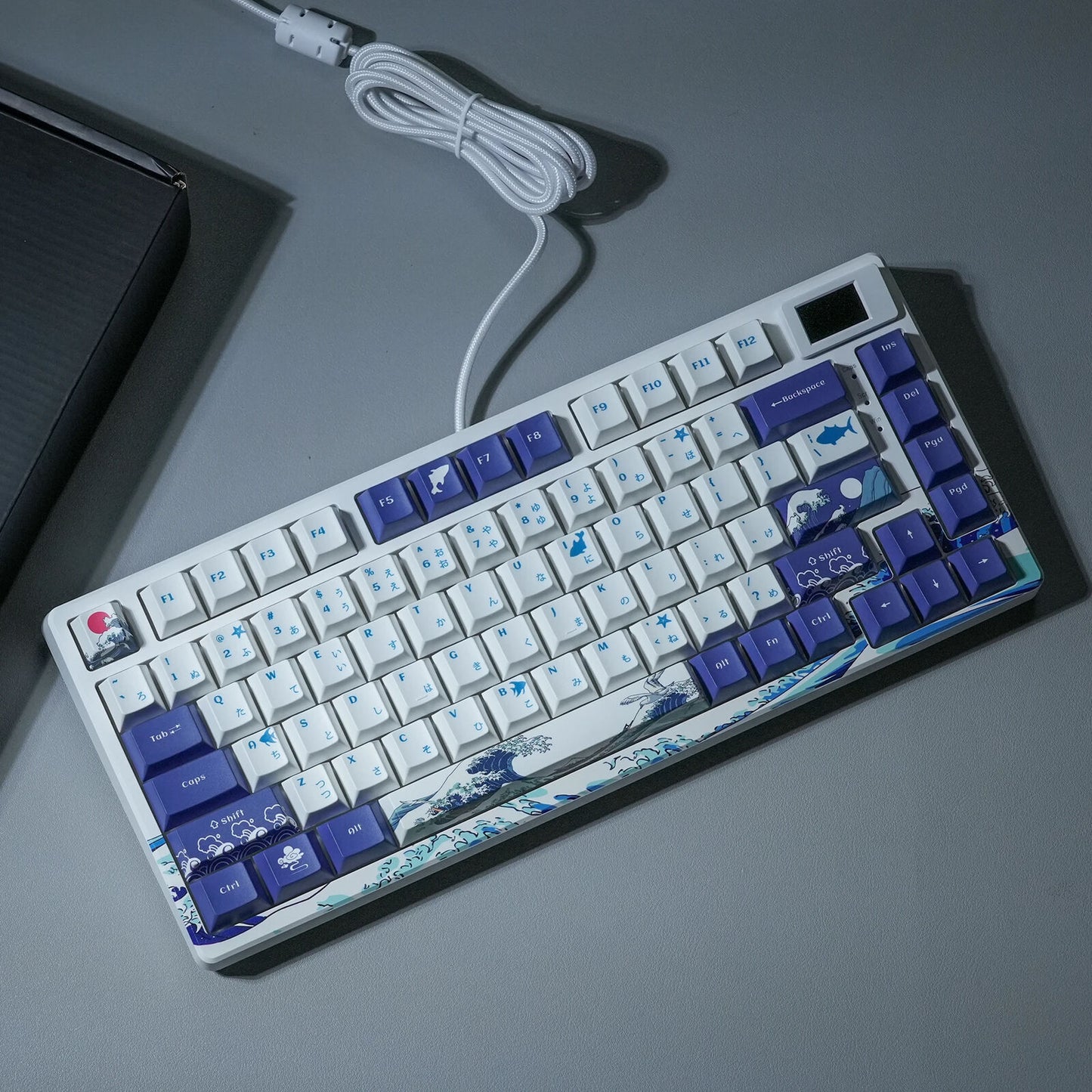 WIRED MECHANICAL GAMING KEYBOARD 81 Keys OLED DISPLAY KEY HOT SWAP Attack Shark