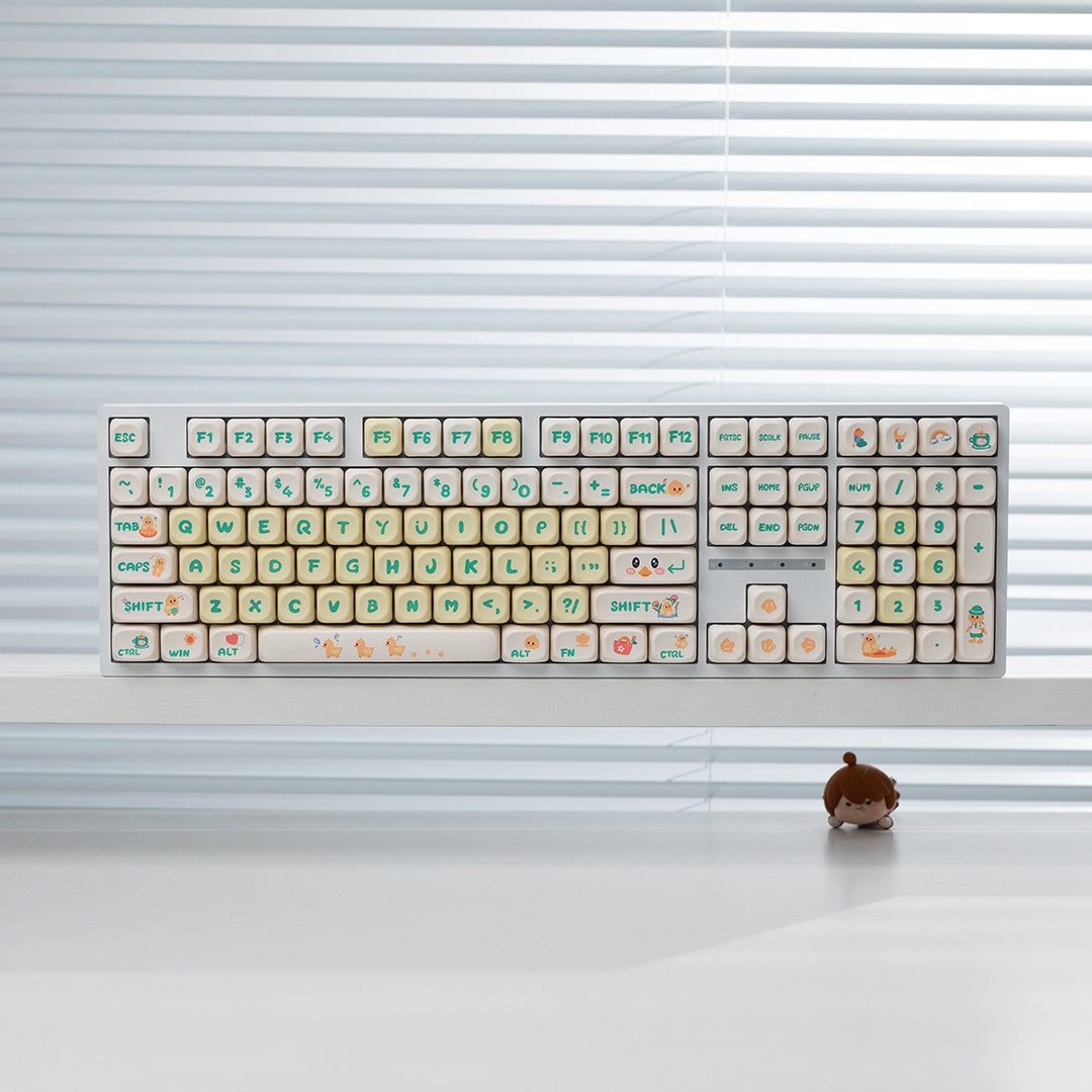Mechanical Keyboard Tri-mode wired, wireless, and Bluetooth silent