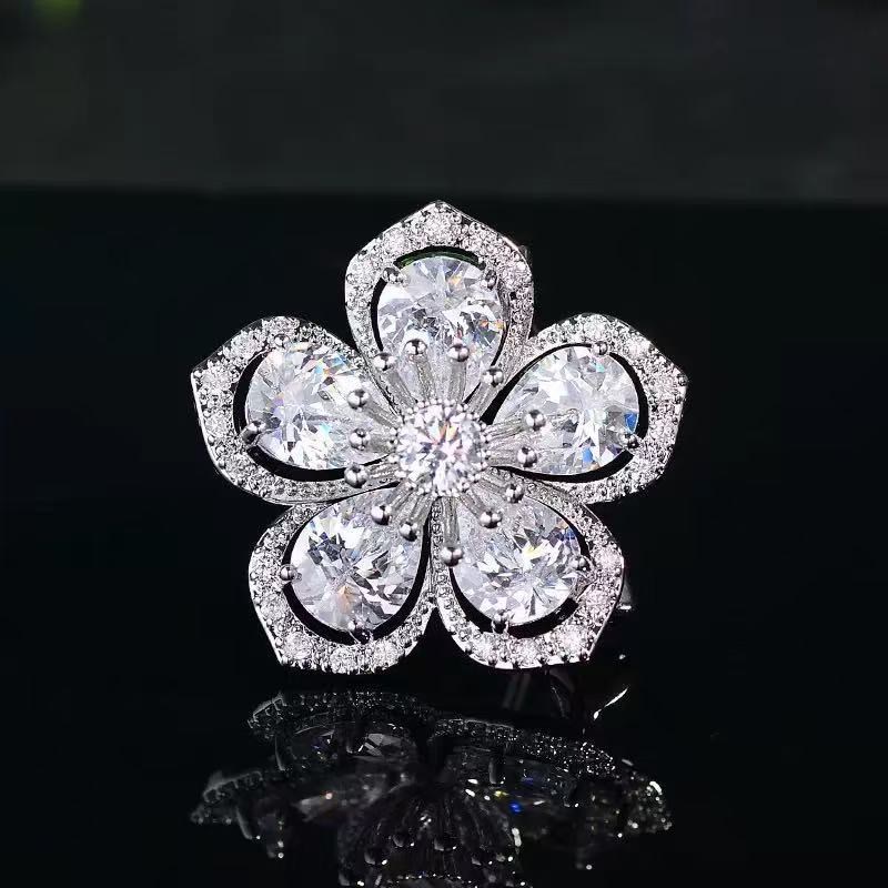 Fashion Diamond Earphone Clip Accessories