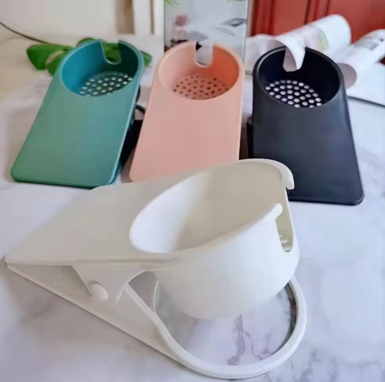 Multi-Purpose Clip-On Cup Holder – Space-Saving Desk, Beach Chair & Table Drink Organizer