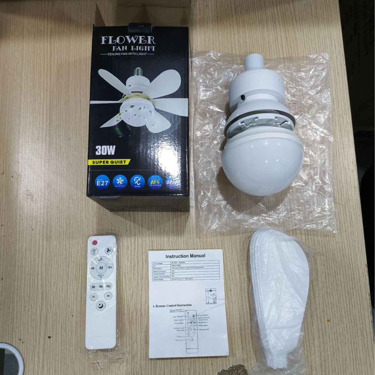 E27 Screw Silent Smart Ceiling Fan Light with Remote Control